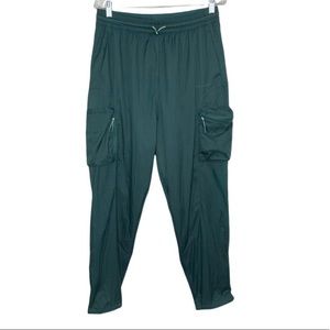 Outdoor Voices Windbreaker Pant BreakLite Material Jasper Green NWT